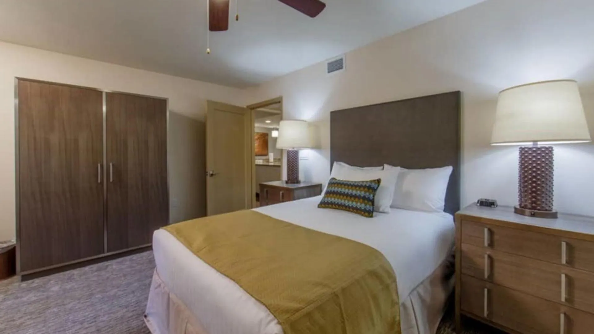 Enjoy Resort Setting With Multiple Pools Including Adult Pool In 2Bd Condo Scottsdale Vakantiehuis